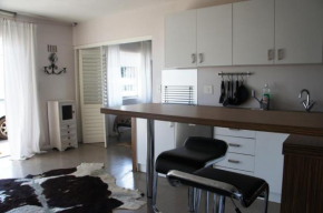 Гостиница Armia 7 Apartment  Кейптаун